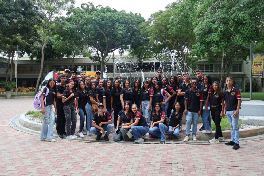 Estudiantes de la Promoción 2024